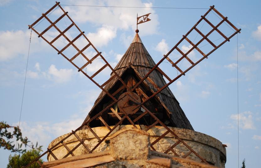 Moulin De Maitre Cornille Castillon Du Gard Location de vacances | Domazan | Moulin de Maitre Cornille | Avignon et