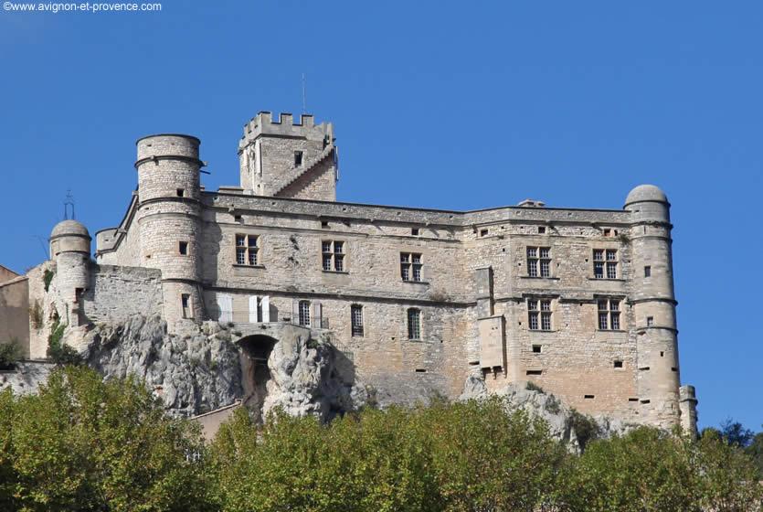 Tourisme à Le Barroux : Visitez Le Barroux, Village Pittoresque Du ...