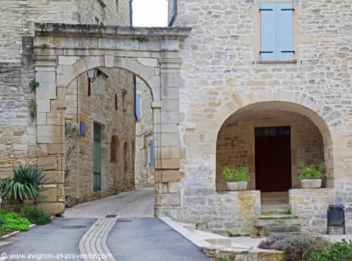 Tourisme à Barjac : visitez Barjac dans la Vallée de la Cèze, Gard